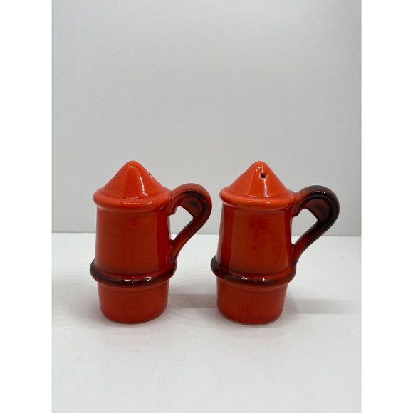 Vintage Metlox Poppytail Red Rooster Red Salt and Pepper Shaker - Picture 5 of 11